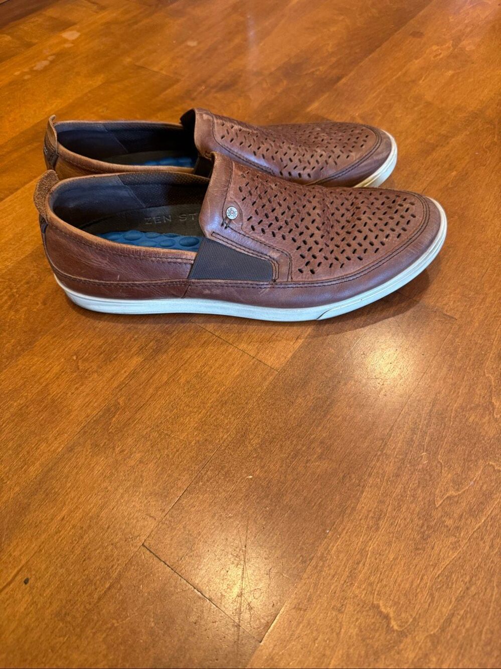 ECCO Zen Street Mens EU 44 US 10-10.5 Brown Leather Perforated Slip On Shoes